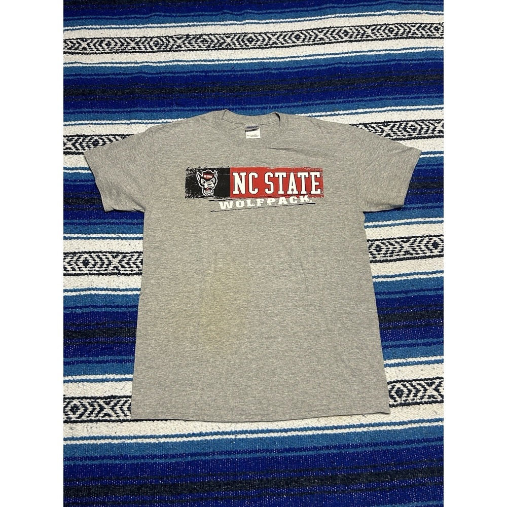 Y2K NC State Wolfpack T Shirt Mens Medium Gray College NCAA
